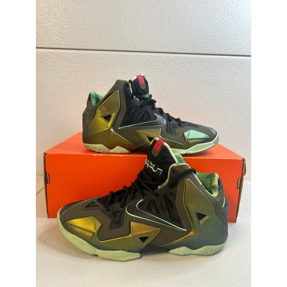 Nike LeBron 11 Kings Pride Parachute Gold Dark Kids 5.5Y #2436